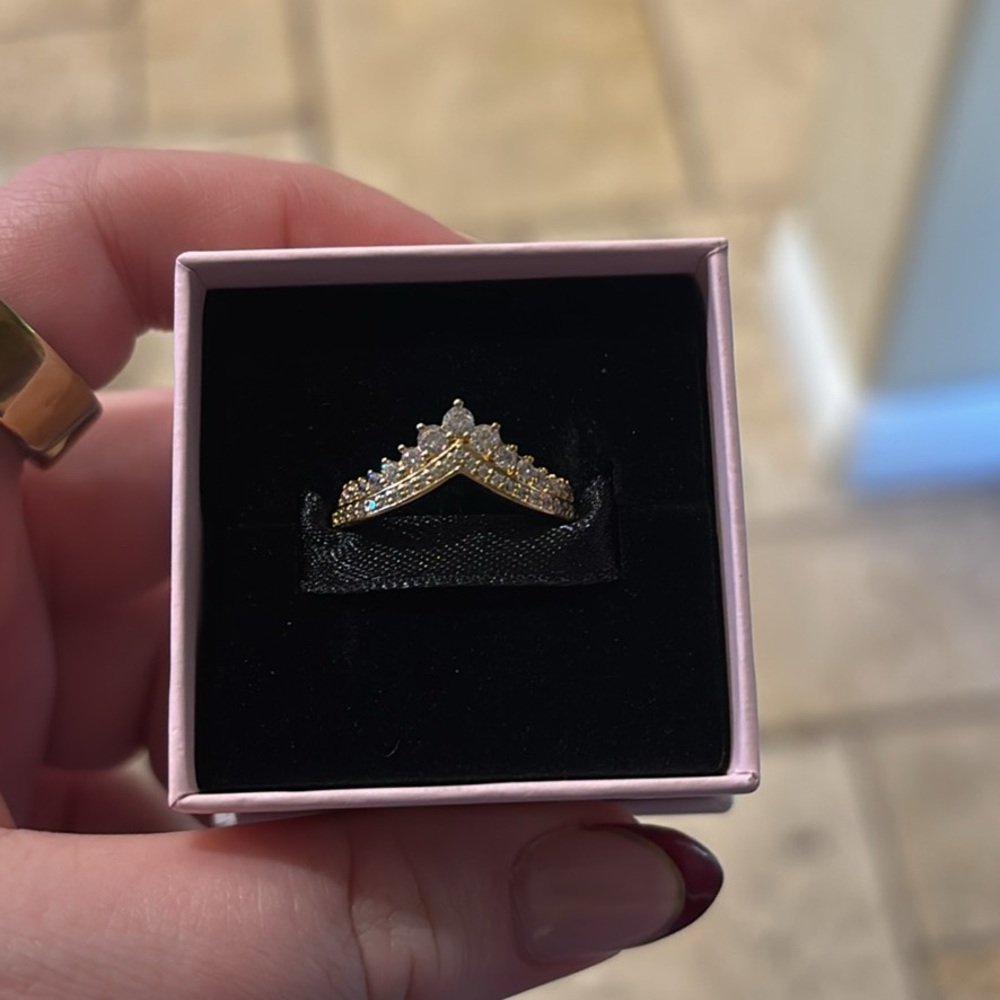 Pandora Timeless Wish Tiara Ring